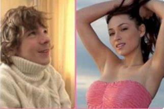 concours gagné : Ruslan Schedrin 16 ans doit passer un mois avec une star du porno russe.